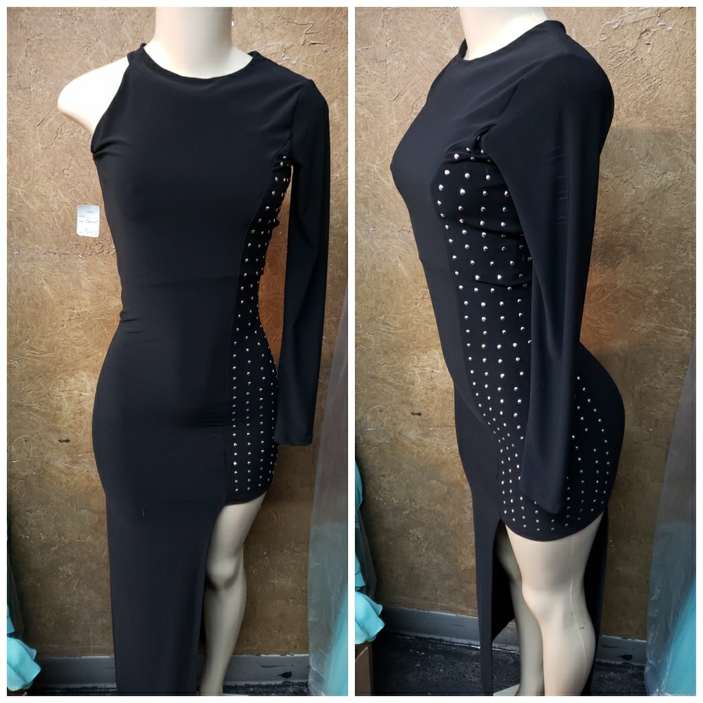 One sleeve dress